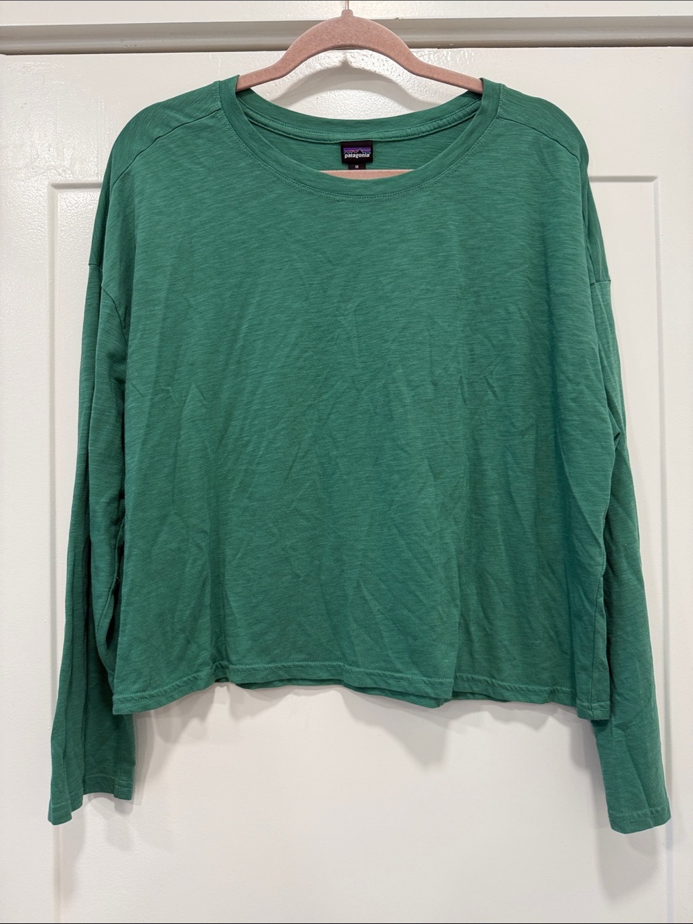Patagonia Mainstay Women's boxy  Forest Green Long Sleeve Crewneck Tee medium